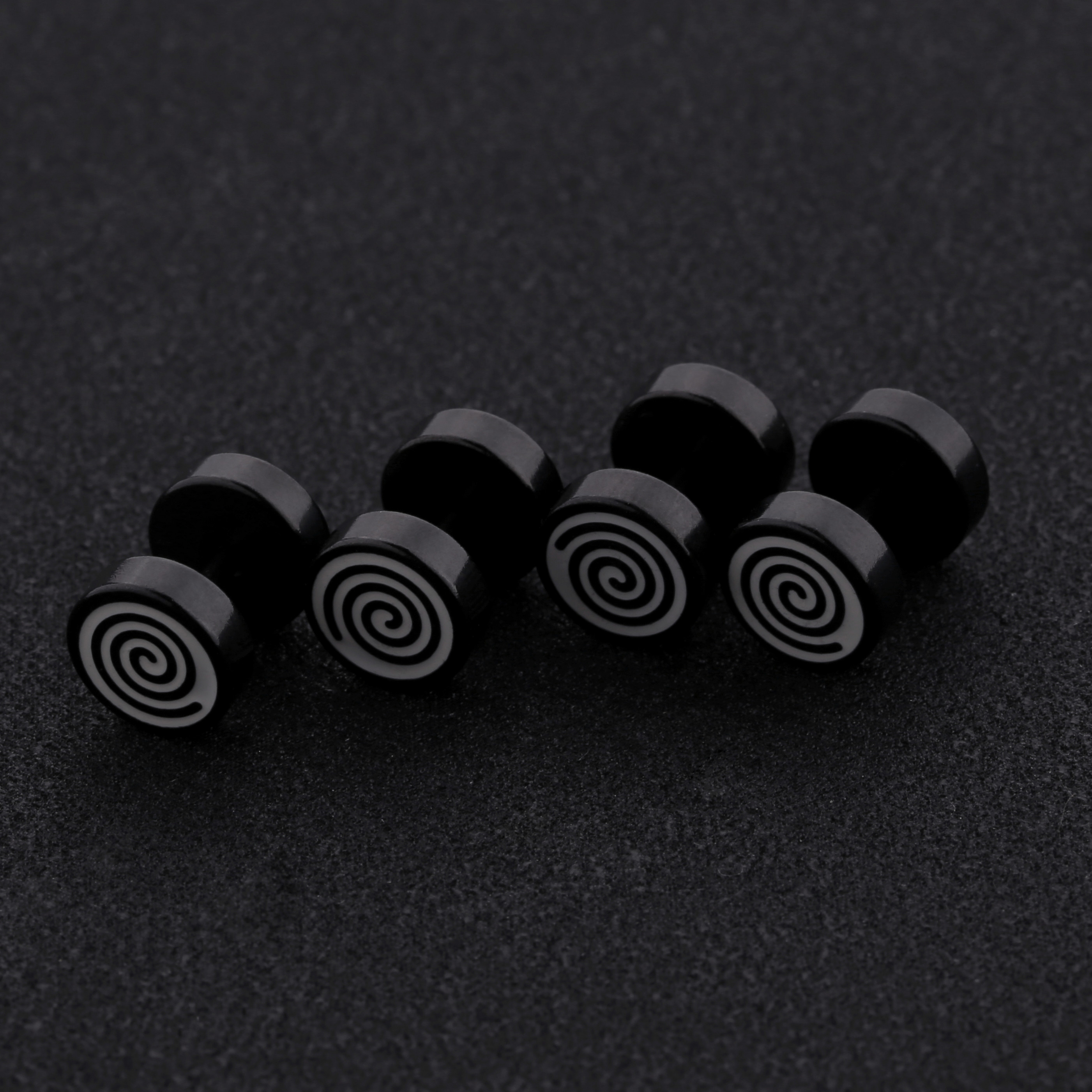 High quality body piercing jewelry black circle stud earrings manufacturer