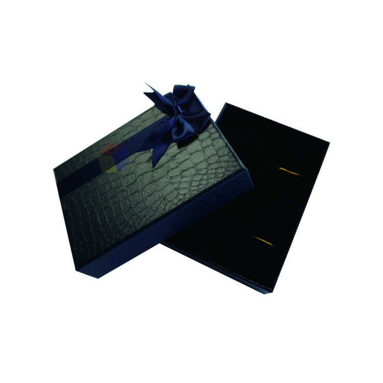 Bowknot Custom Size Paper Hard Cardboard Packaging Gift Boxes With Lids And Foam Insert