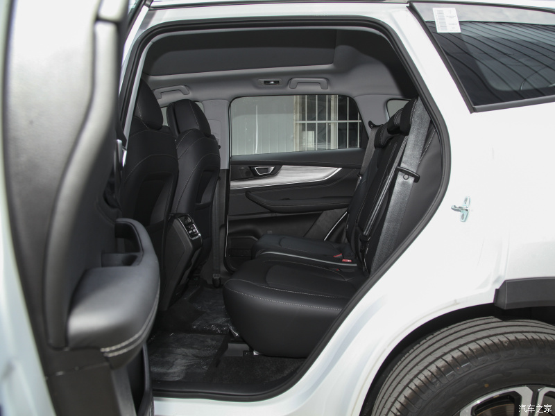 Second-Hand Used Car New energy 5-Door 5-Seat SUV Car Chery RuiHu 8