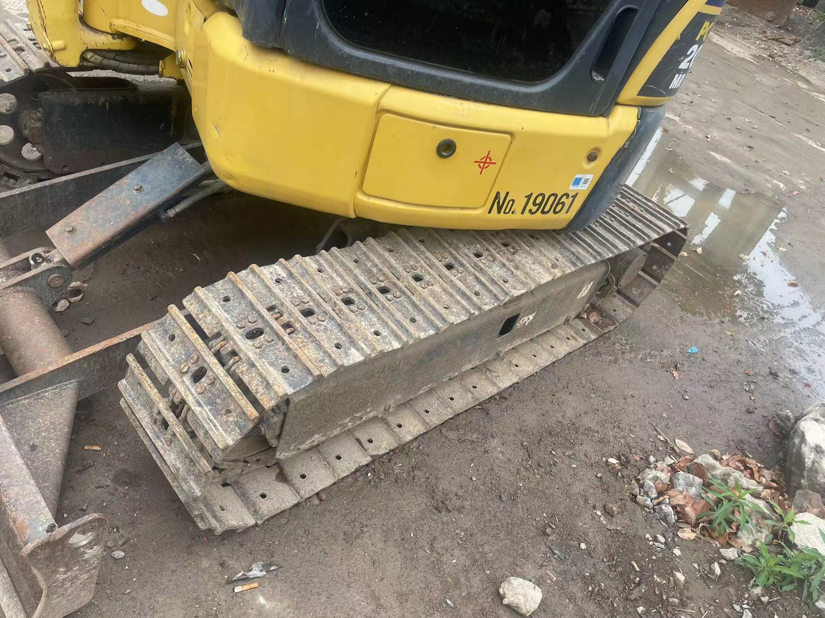 Japan origin excavator Komatsu PC20 with cab japan excav used japan excav used in
