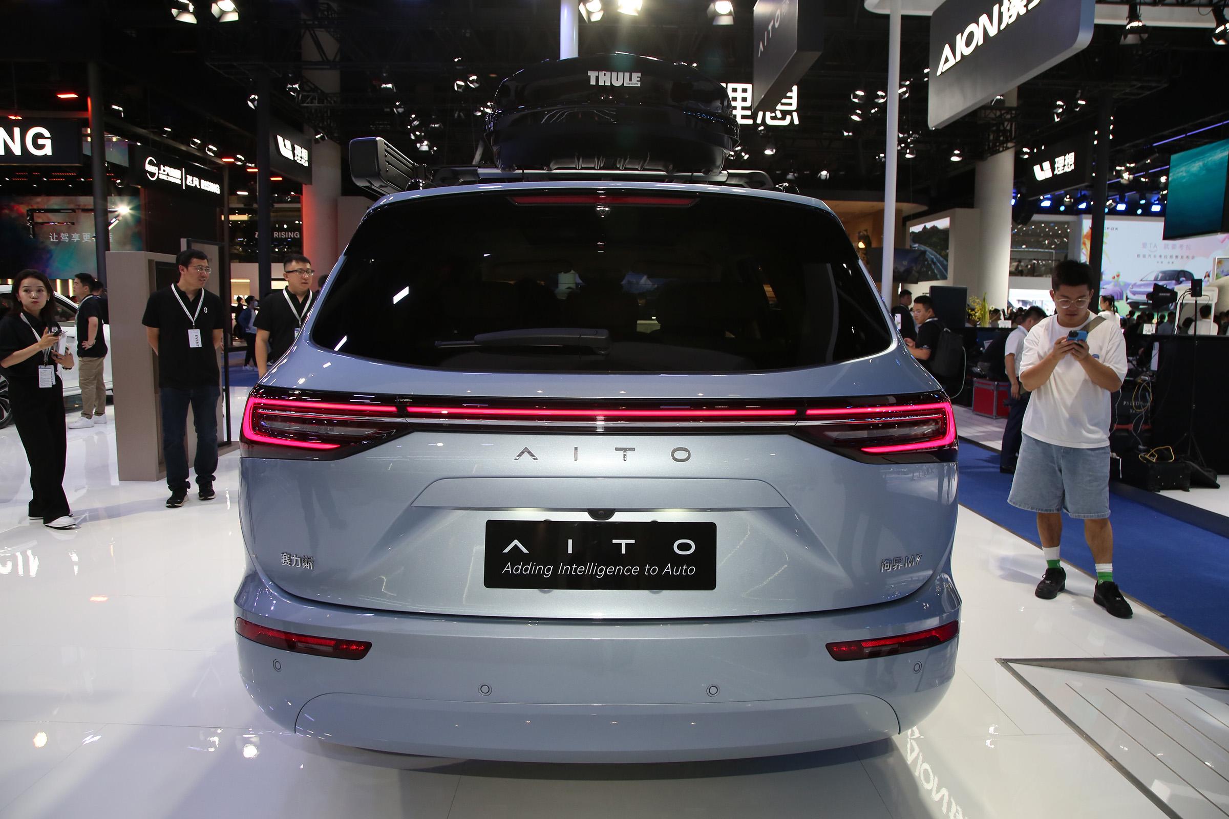 Hybrid AITO M7 2023 Fuel Hybrid SUV HUAWEI Hybrid Vehicle Hybrid HEV 5020*1945*1775