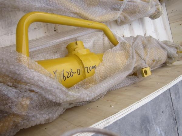 Buy cheap SHANTUI Bulldozer SD22 Blade Tilt Cylinder 23Y-62B-02000 from wholesalers