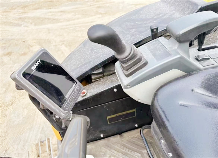 Mini Sany SY26U Excavator 26ton Operating Weight Crawler Chain Low Fuel Consumption