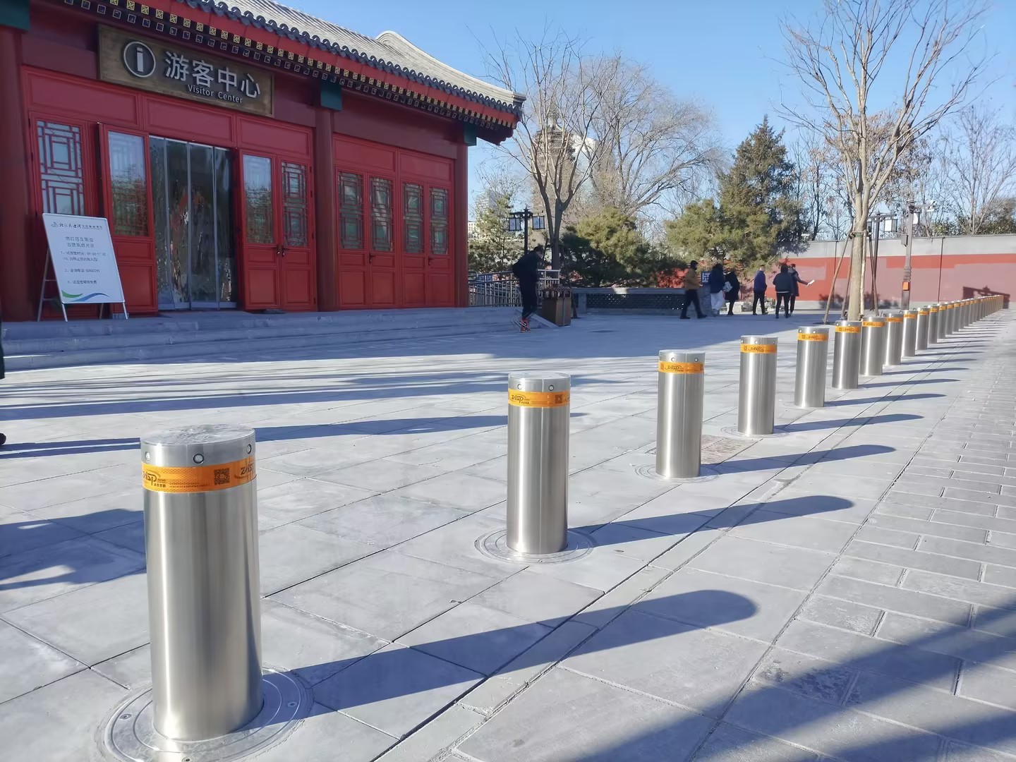 Emergency Power Failure Automatic Rising Bollards With Optional Heating
