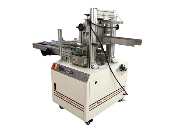 Buy cheap Short Channal Paper Carton Box 0.8kw Hot Melt Glue Box Sealing Machine from wholesalers