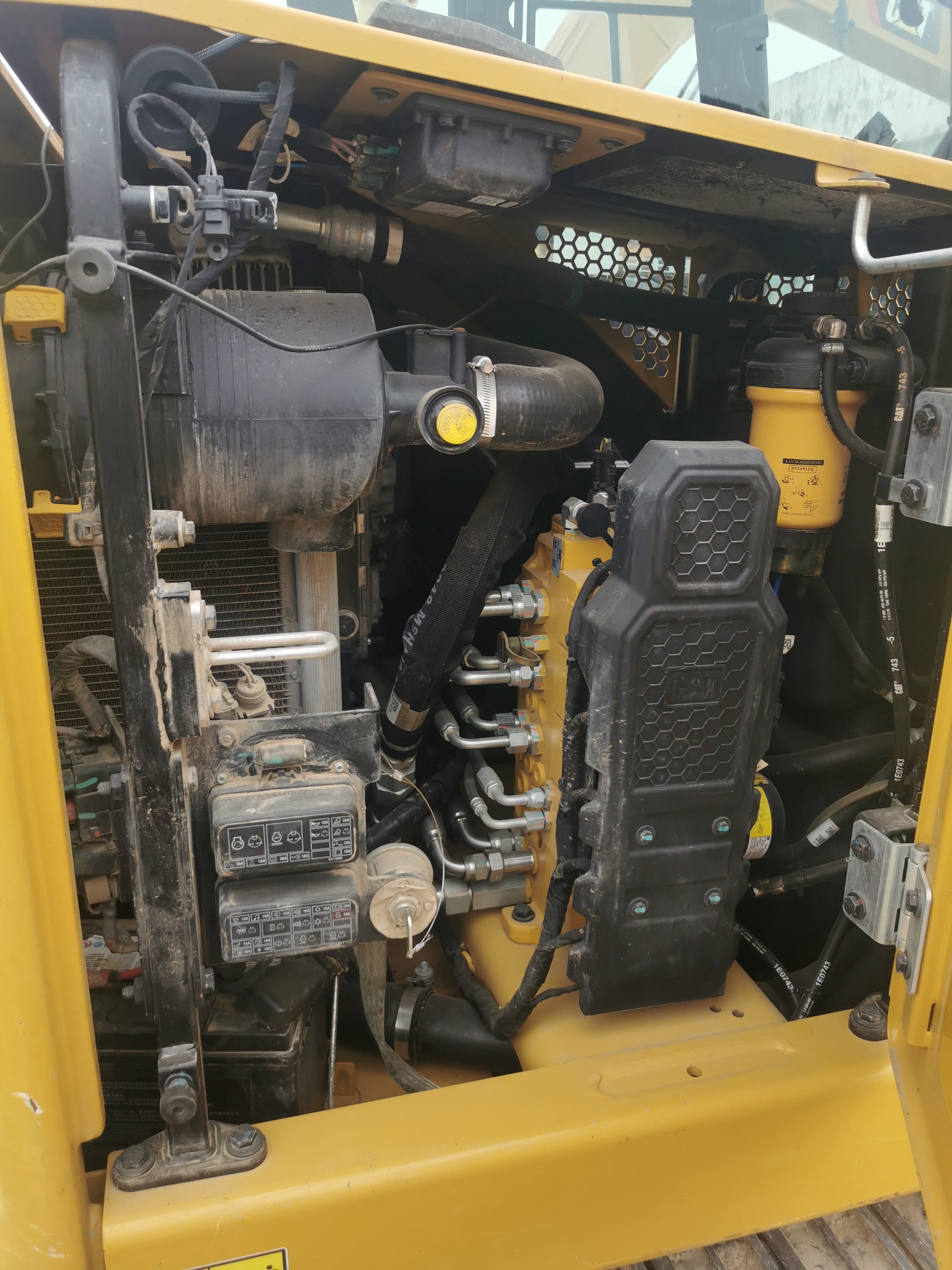 Great Condition Caterpillar 306.5 Excavator Used Cat306.5 36.5KW Machine Weight 6175 KG