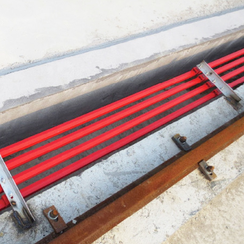 Energy Saving 50-120A Crane Busbar System , Power Supply Hoist Busbar Single Pole