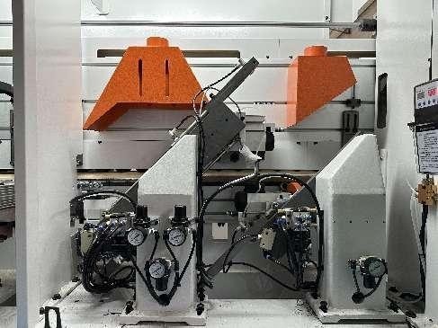 0.6Mpa Heavy Duty Edge Bander HQ533J With Two Sets Of Wheels