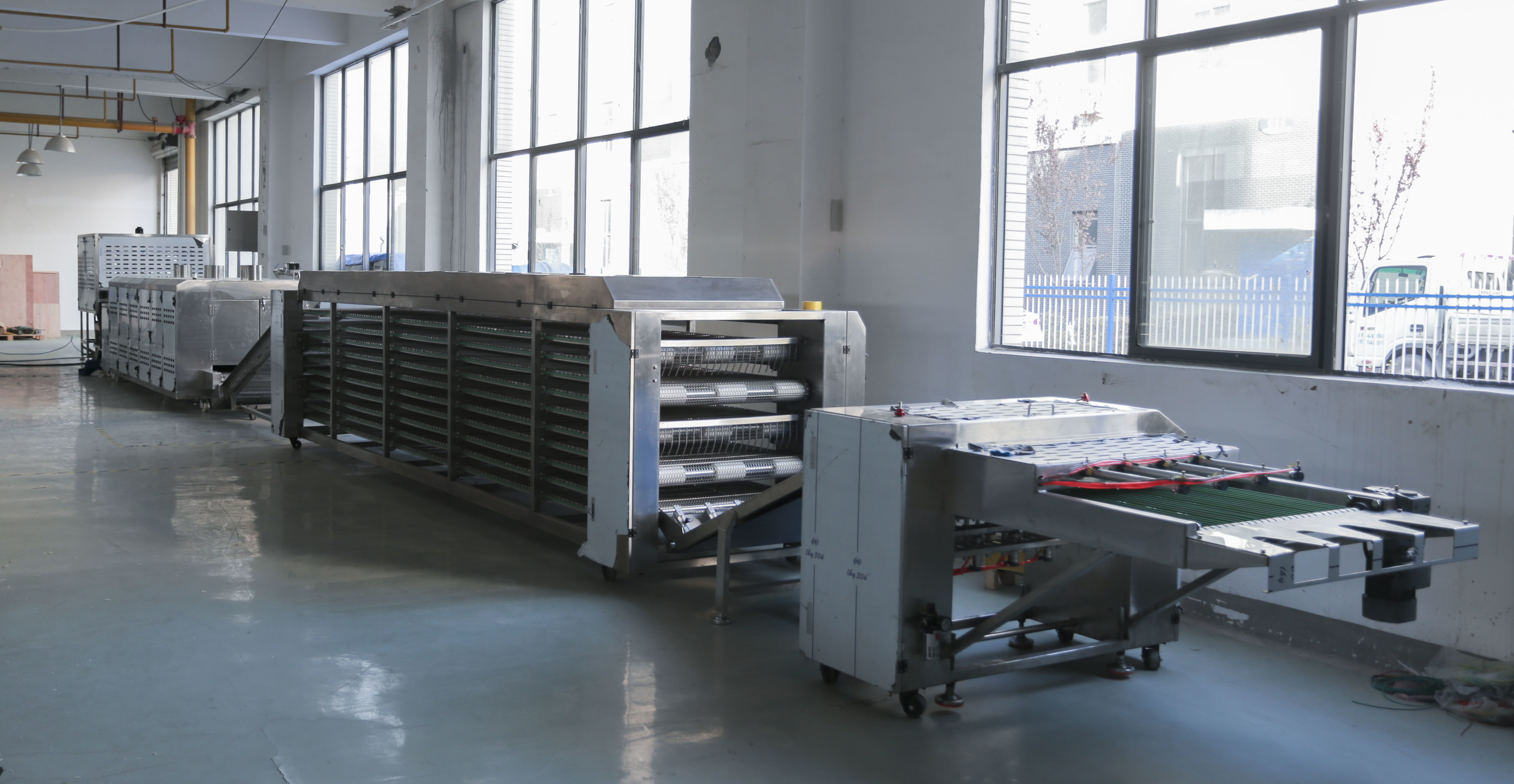 Automatic Tortilla Wrap Making Machine 3600-8200 pcs/h Roti Bread Production Line