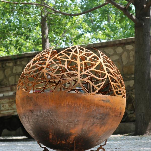 Customized Thickness Outdoor Fire Ball Fire Pit Sphere Outdoor Wood Burning Fire
