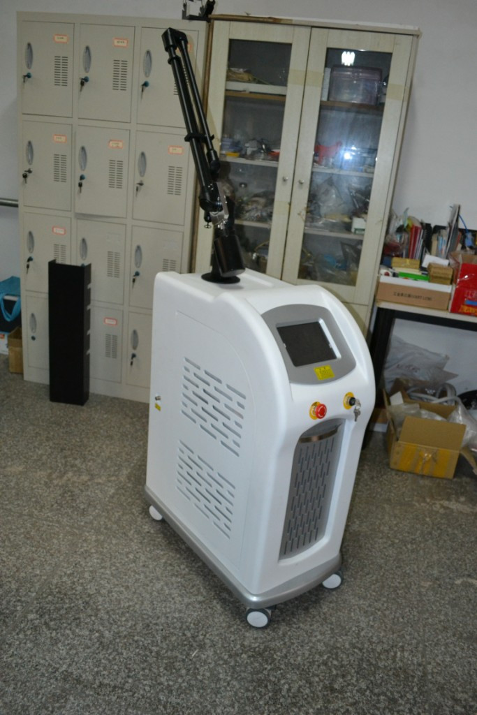 Medical Eo Active Tattoo Laser Removal Machine 2 Wavelength