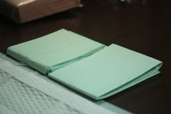 Buy cheap 45x30 Disposable Absorbent Pads For Adult , Disposable Bed Wetting Pads Non Woven from wholesalers