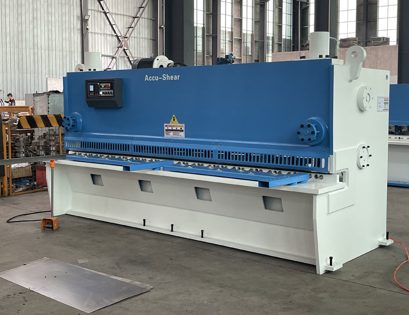 Hydraulic Guillotine Shearing Machine 3140x2050x2000mm Automatic Blade Gap Adjustment