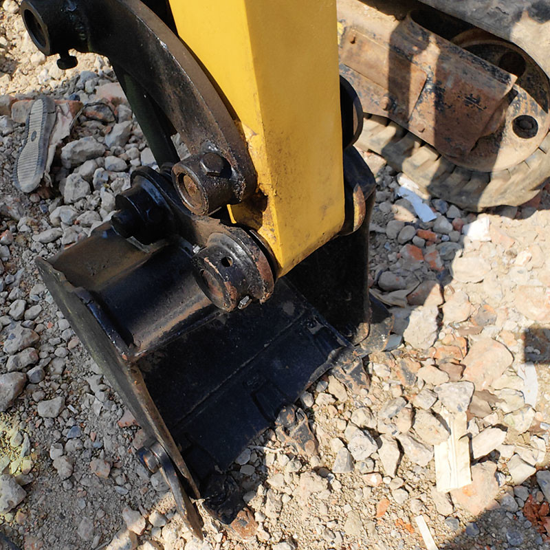 Repossessed Equipment Trader Mini Used Small Excavator CAT 301.5CR 1.5ton