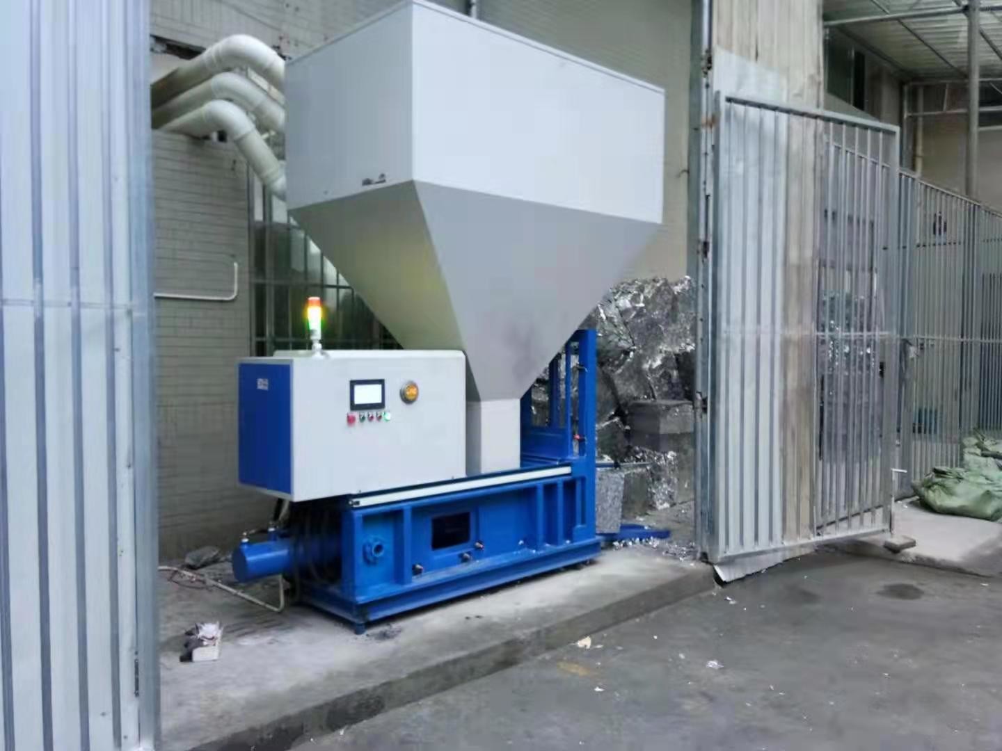 High Speed 63T Aluminum Automatic Foil Food Box Production Line 250ml 2 cavitys punching machine