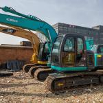 Green Kobelco 135 Used Kobelco Excavator Second Hand Crawler Excavator 13500kg