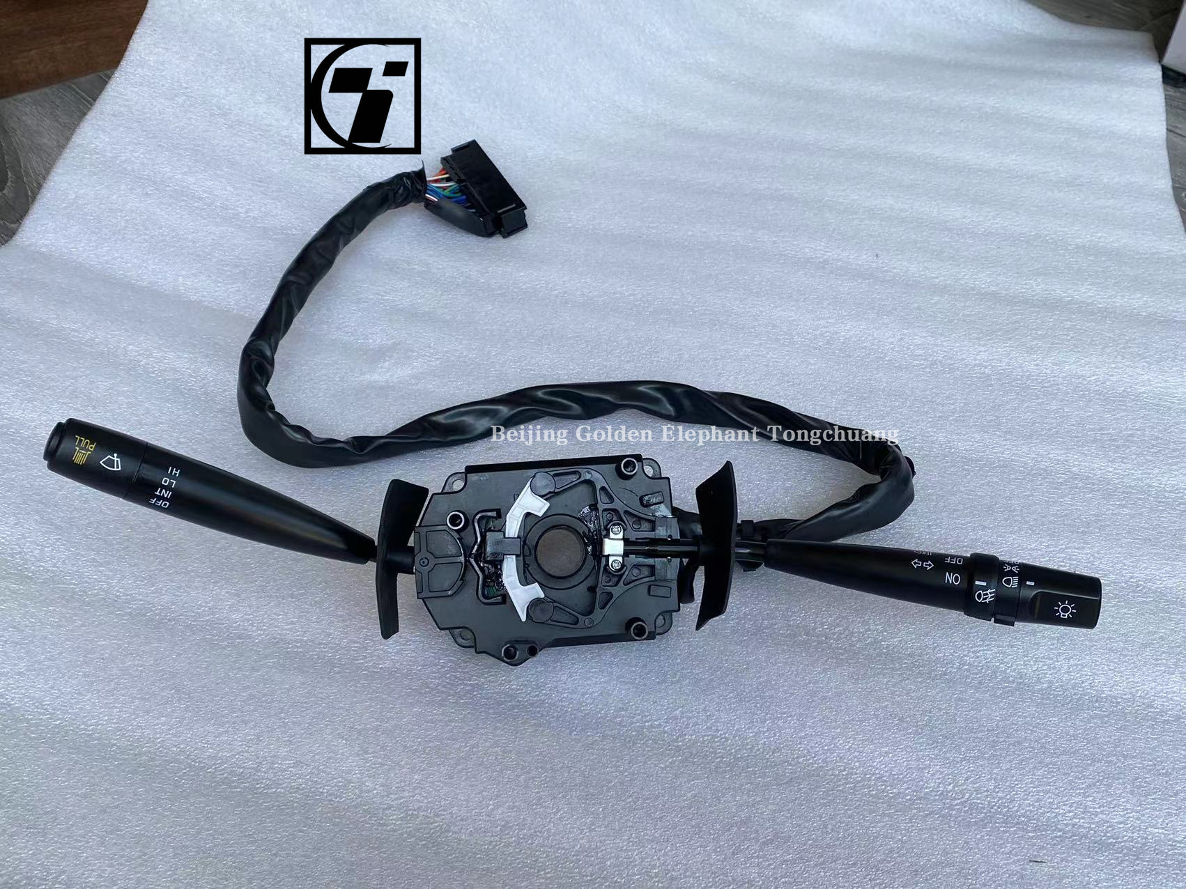 Durable Foton Original Omac Aoling MRT CTX Window Lifter Switch Assembly L0373010051A0