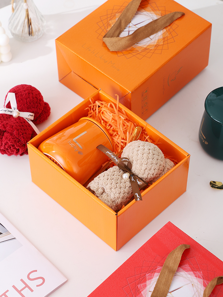 Antimicrobial Ceramic Wedding Souvenirs Multiple Colors High Aesthetic Towel Water Cups