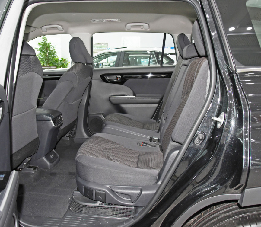 Factory Price Hybrid Highlander Double Motor 2.5L 4WD 192 HP 7 Seats SUV