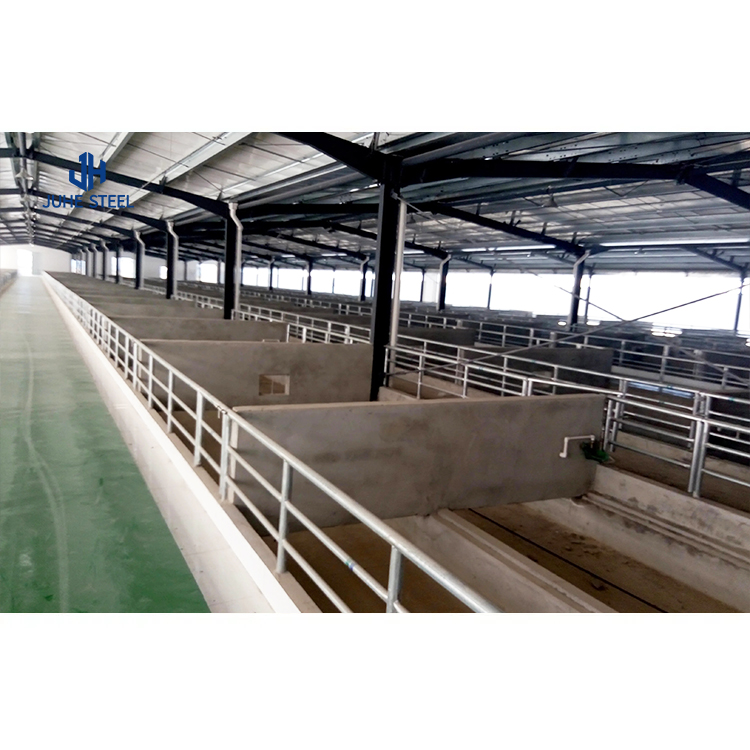 ASTM Standard Prefabricated Steel Frame Houses For Cow Shed Construction