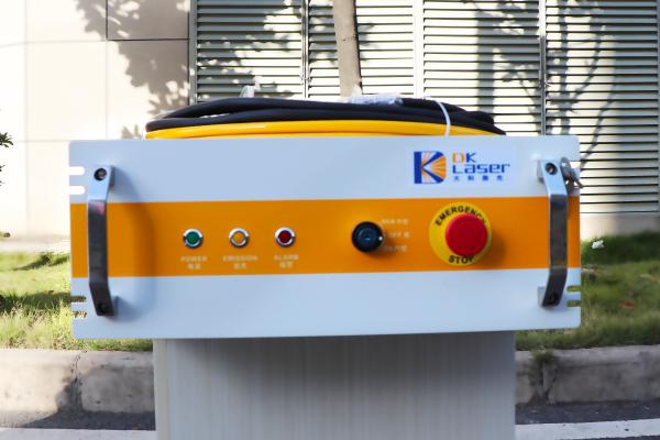 Buy cheap 1000w Handheld Laser Welding Machine For Metal Cutting from wholesalers