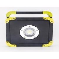 Buy cheap Yellow Battery Powered Led Work Light With 2600mAh 3.7V Li Polymer Battery product