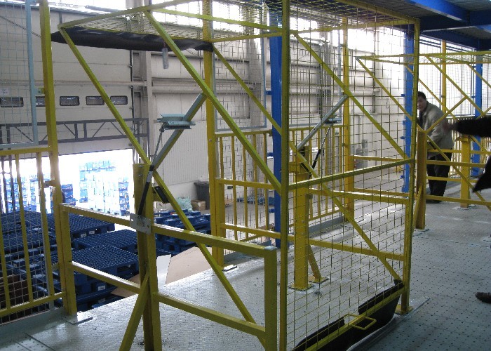 Custom Pallet Rack Mezzanine Systems Heavy Duty Work Platform