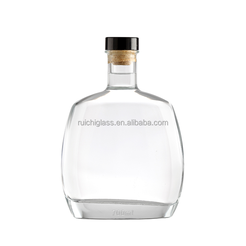 Transparent Whisky Glass Bottle for Spirits 500ml Capacity and High Durability