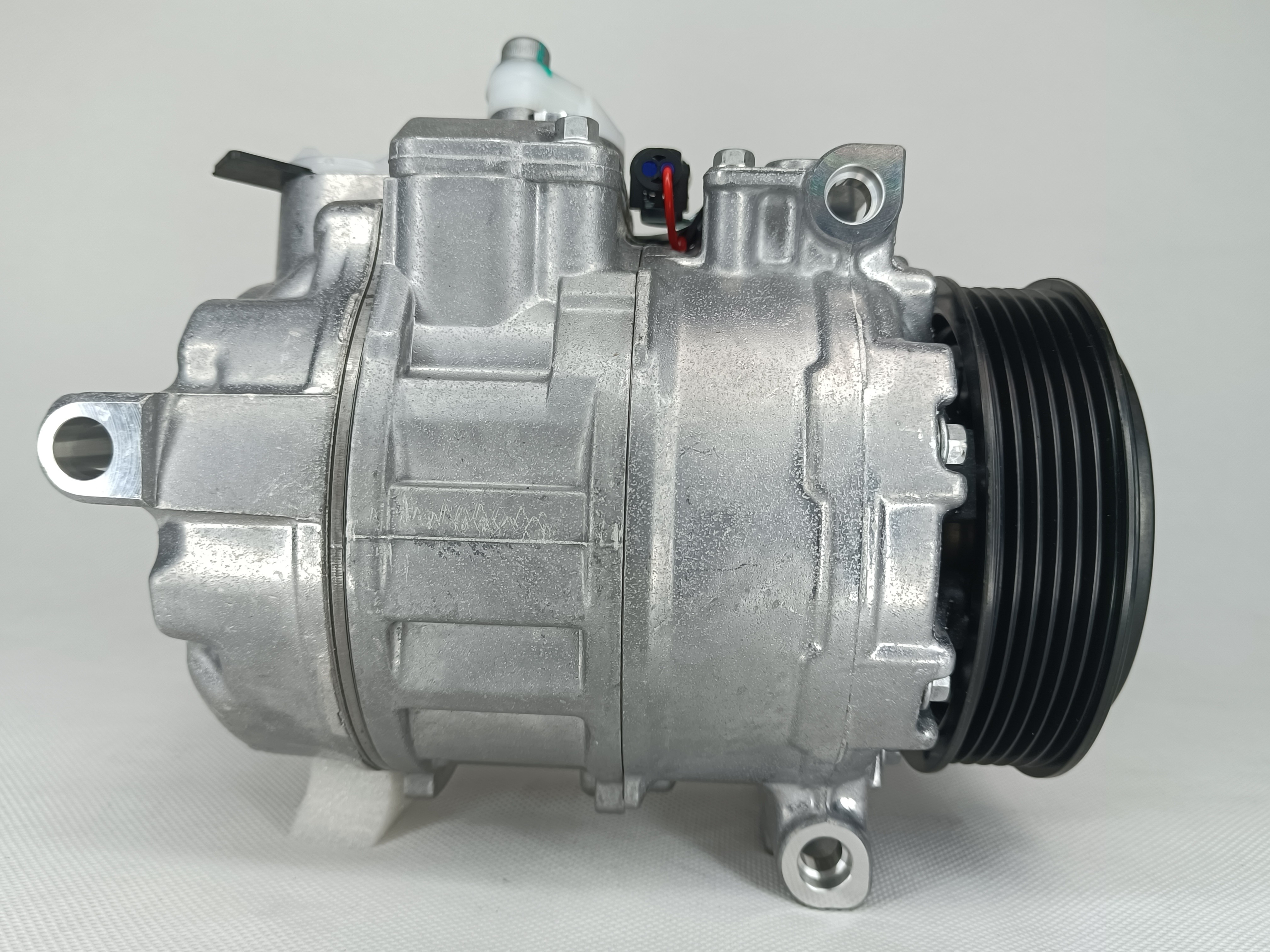 Auto AC conditioning compressor for Benz W203 0002309011