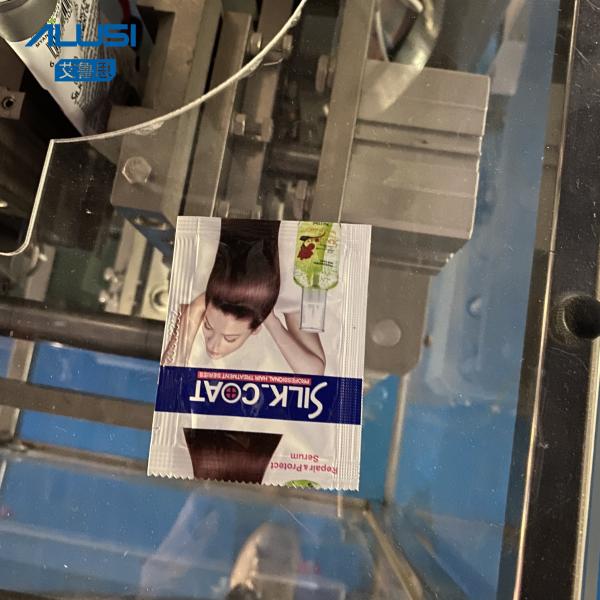 Four Sides Shampoo Ketchup Juice Honey Liquid Sachet Filling Machine Automatic