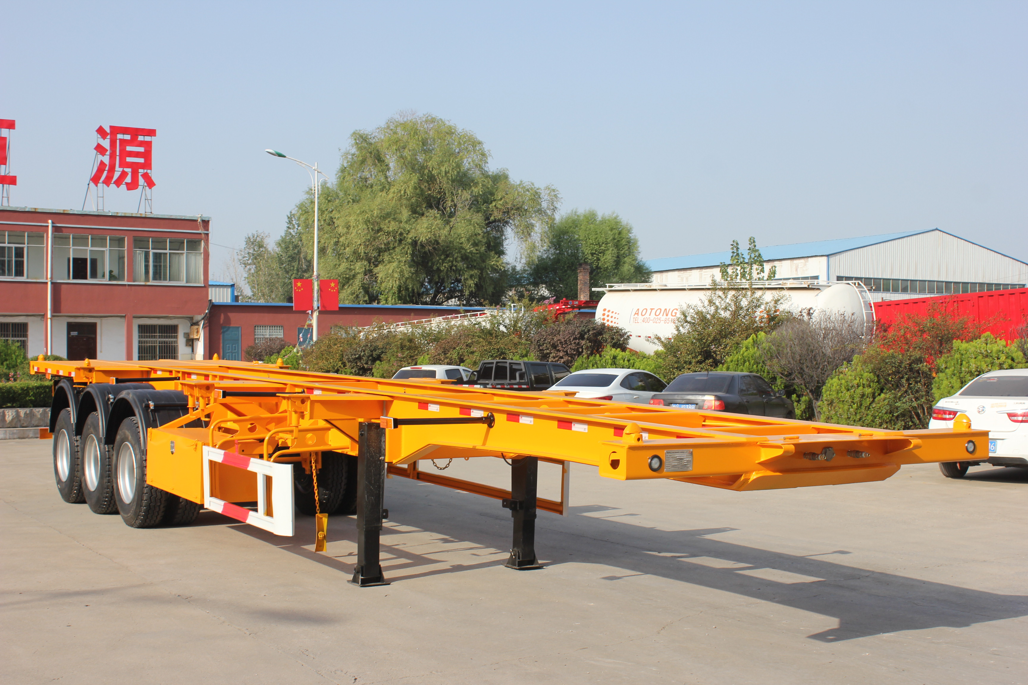 Madagascar Flatbed 3 Axles Container Shipping Tandem Skeleton Semi Trailer for Truck