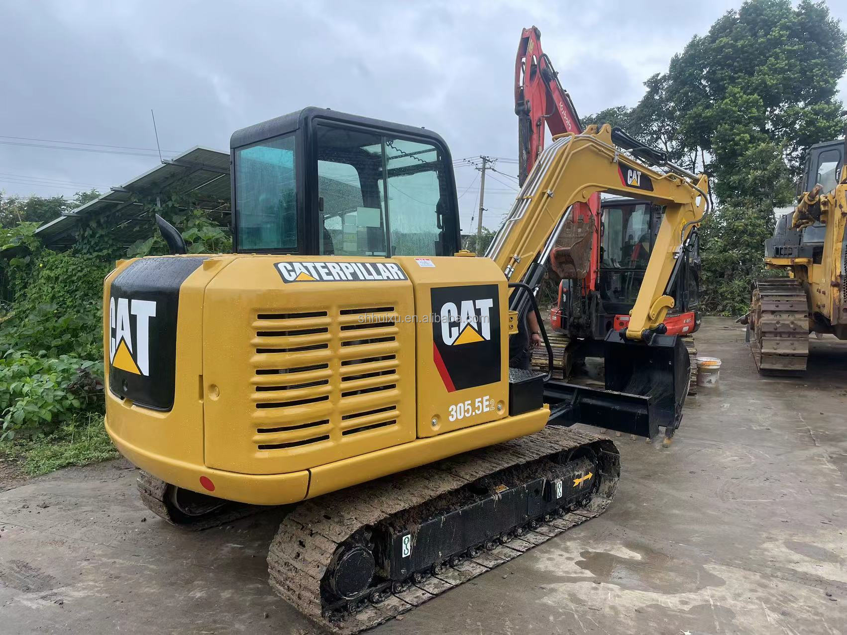 China cheap excavator machine CAT 305,5E2 5T mini excavators secondhand digger construction