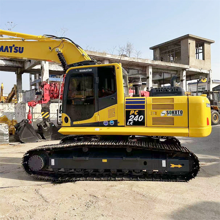 Komatsu PC240-8 Used Excavator with 6D107E-1 Engine Model in Excellent Condition