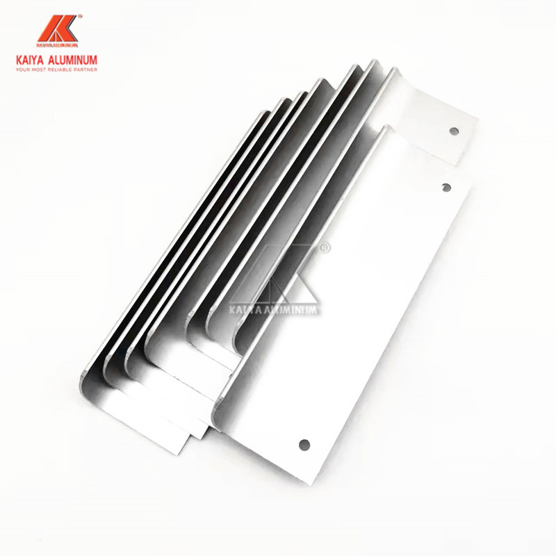 Window Venetian Blind Slats Roller Shutter Profile Extrusion Aluminium 6060 T5 With Cnc Holes