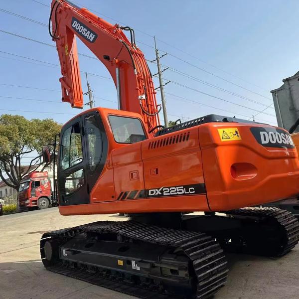 Buy cheap 25 Ton Original Color Used Crawler Big Digger Doosan Dh225-9 Second Hand Excavator from wholesalers