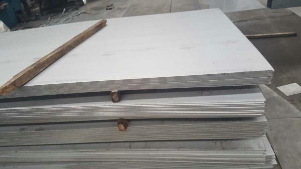 Buy cheap 2mm Diamond Pattern Anti Skid 304 316 Chequered Stainless Steel Floor Sheet from wholesalers