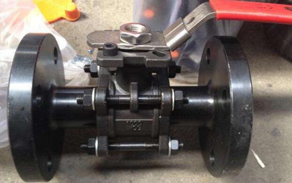 Buy cheap 3PC Flanged Ball Valve , ASTM A216 WCB 2 Inch Carbon Steel Ball Valves pneumatic/with iso5211 from wholesalers