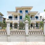 Commercial Aluminum Railing Balusters Slat Fence Pickets Black Customized