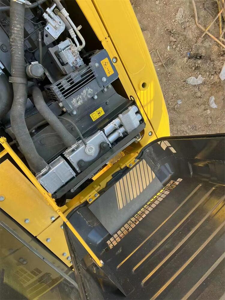 Competitive Used Excavator Pc130-7 Pc130 Komatsu 130 Backhoe Excavator 13ton Secondhand