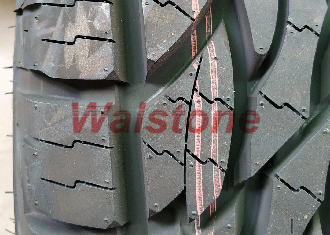 31X10.5R15LT All Terrain Tyres 4- Wheel Driving Off Road Tires ECOLANDER A / T