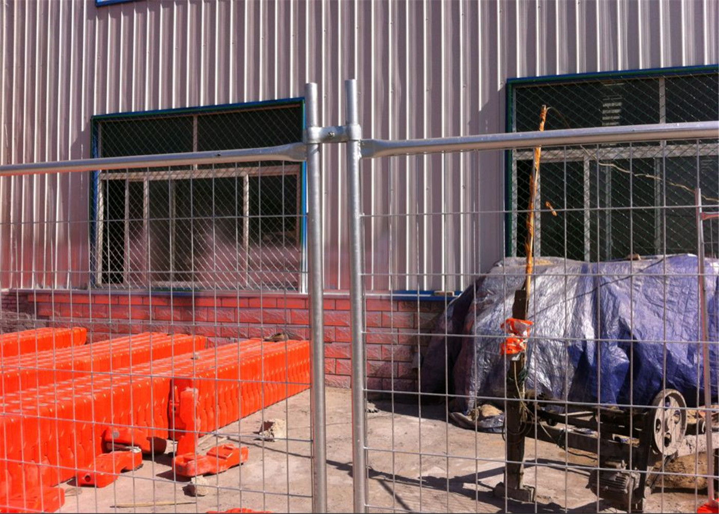 2.1*3.5m Tubing OD 40mm*1.5mm construction fence panels AS4687-2007 and primer AS/NZS 3750.15 14 microns zinc thickness