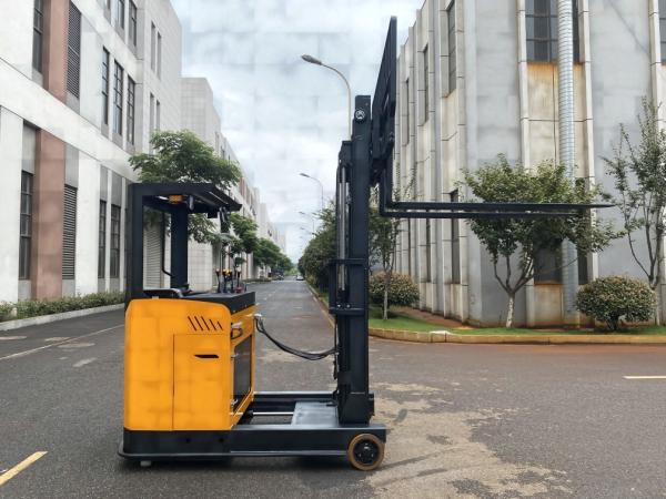 Buy cheap AC Steering EPS 2000 KG Customization Counterweight Forklift Truck Yellow 1.5kw from wholesalers