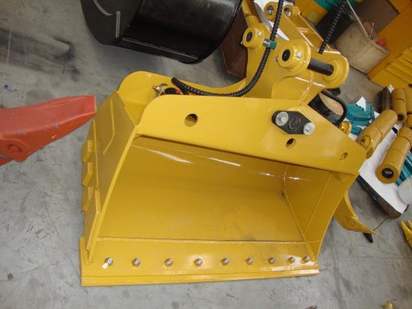 Buy cheap Customization Excavator Tilt Bucket For CX290B DX420LC EW160B SK035-2 from wholesalers