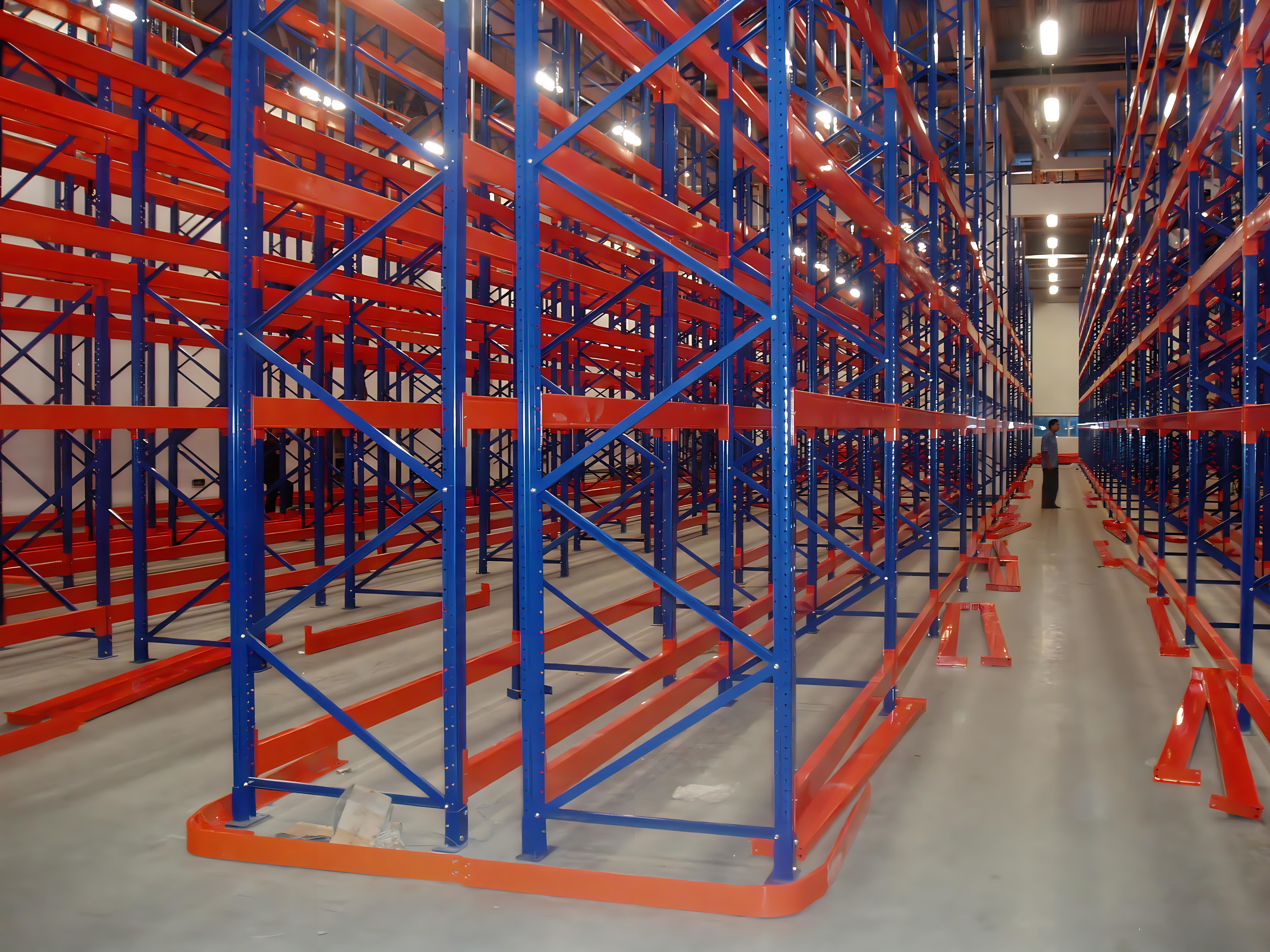 Forklift Drive In Pallet Rack Low Cost Storage Industrial Drive In Racking System For Warehouse Storage