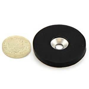 Buy cheap Factory Direct Supply Rubber Coated Magnet with Screw for Holding Base from wholesalers