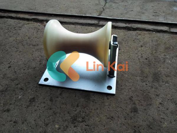 Buy cheap 10kN Capacity Straight Line Cable Pulling Rollers from wholesalers