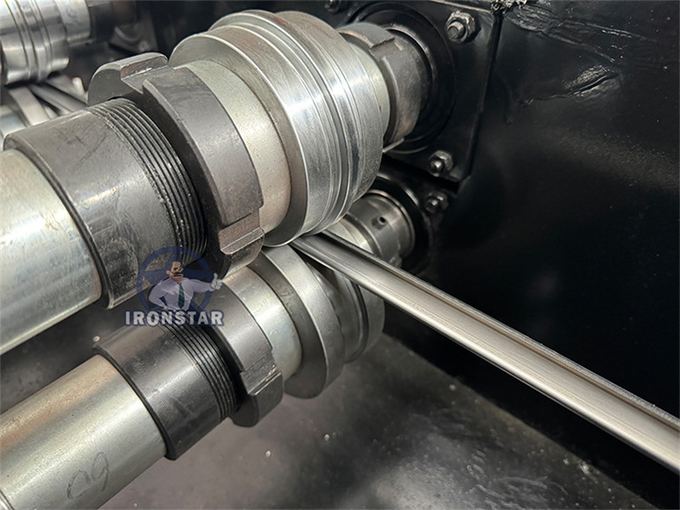 2024 Full-automatic high quality Angle and C channel 2 in 1 roll forming machine in Saudi Arabia