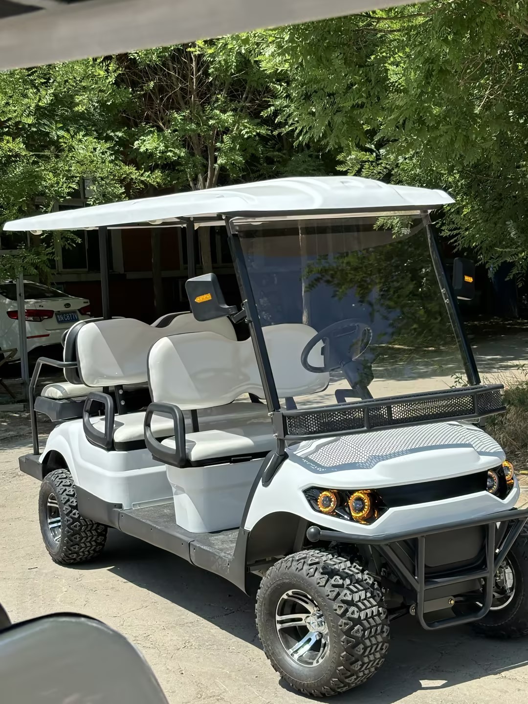 Customized Off Road 6 Seaters Golf Cart Grey Color With AC Motor 3.5 KW Lead Acid Battery