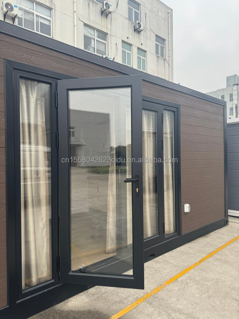 Hotel 20ft Modular Prefabricated Container House with Big One-Sided Glass Sunroom and Aluminum Alloy Windows