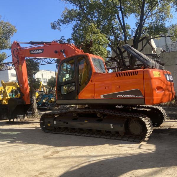 Buy cheap high quality used doosan excavator dx225 doosan 225 used excavator machine second hand doosan dx225 crawler excavators from wholesalers